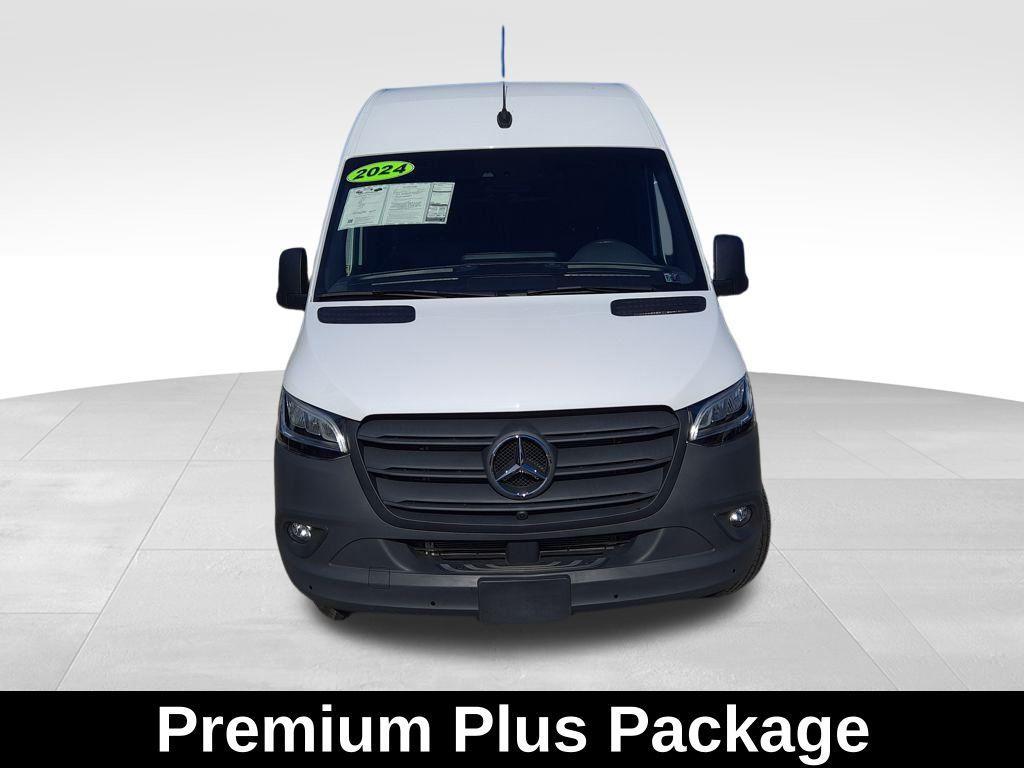 used 2024 Mercedes-Benz Sprinter 2500 car, priced at $62,318