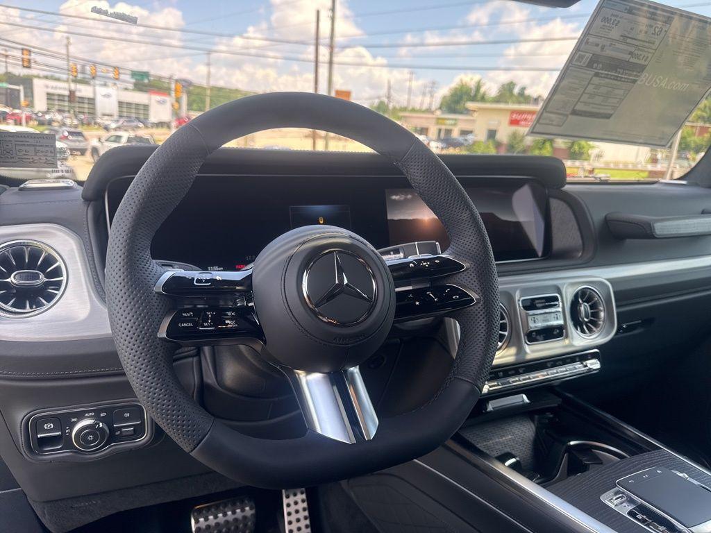 new 2025 Mercedes-Benz G-Class car, priced at $176,000