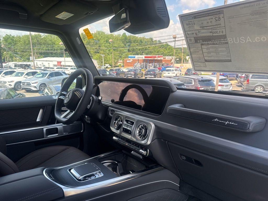 new 2025 Mercedes-Benz G-Class car, priced at $176,000