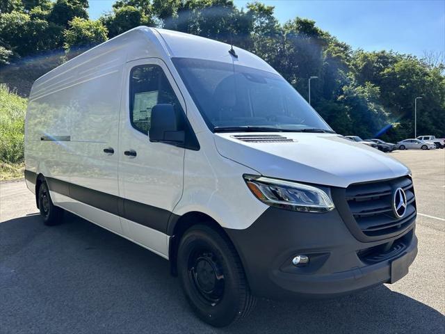 new 2024 Mercedes-Benz Sprinter 2500 car, priced at $68,818