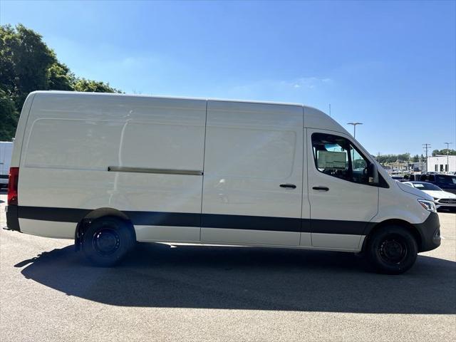 new 2024 Mercedes-Benz Sprinter 2500 car, priced at $68,818