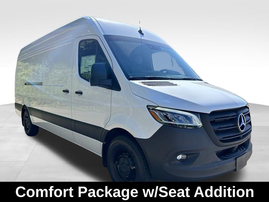 used 2024 Mercedes-Benz Sprinter 2500 car, priced at $62,318