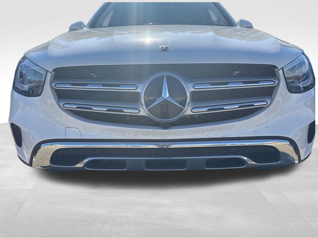 used 2022 Mercedes-Benz GLC 300 car, priced at $32,130