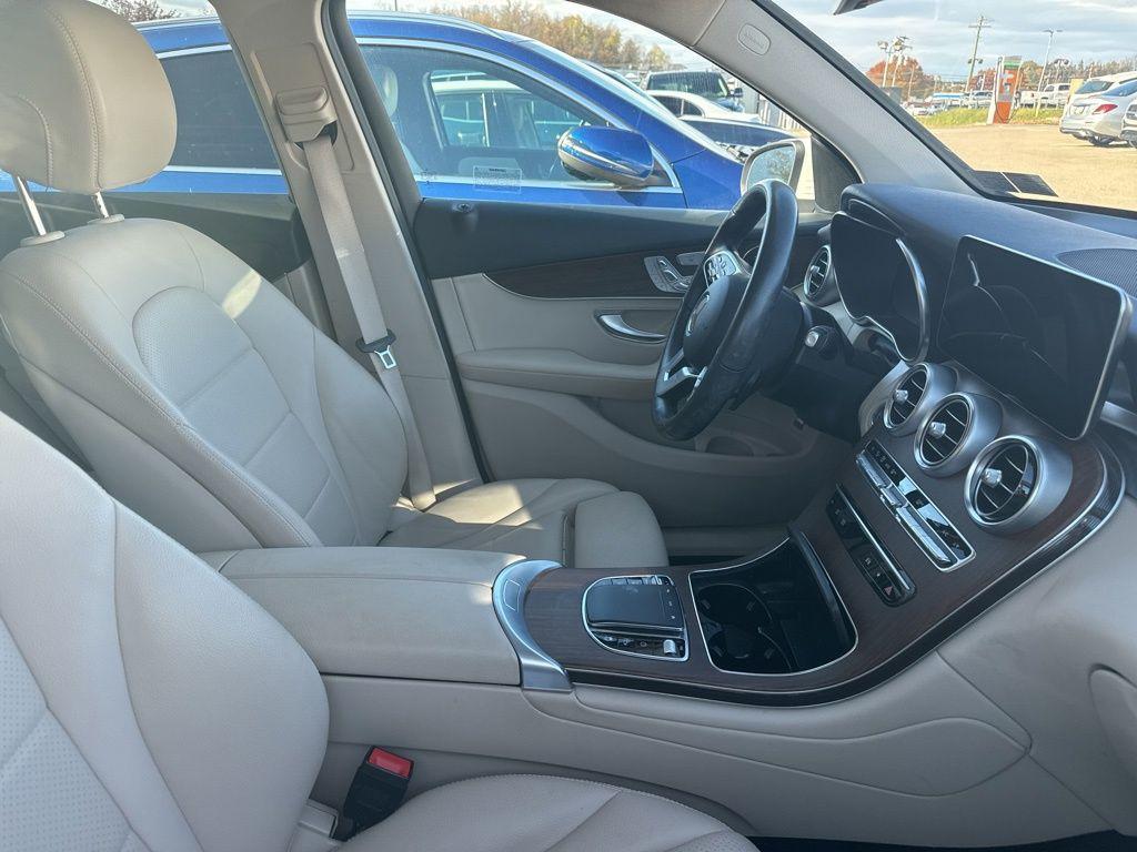 used 2022 Mercedes-Benz GLC 300 car, priced at $32,130