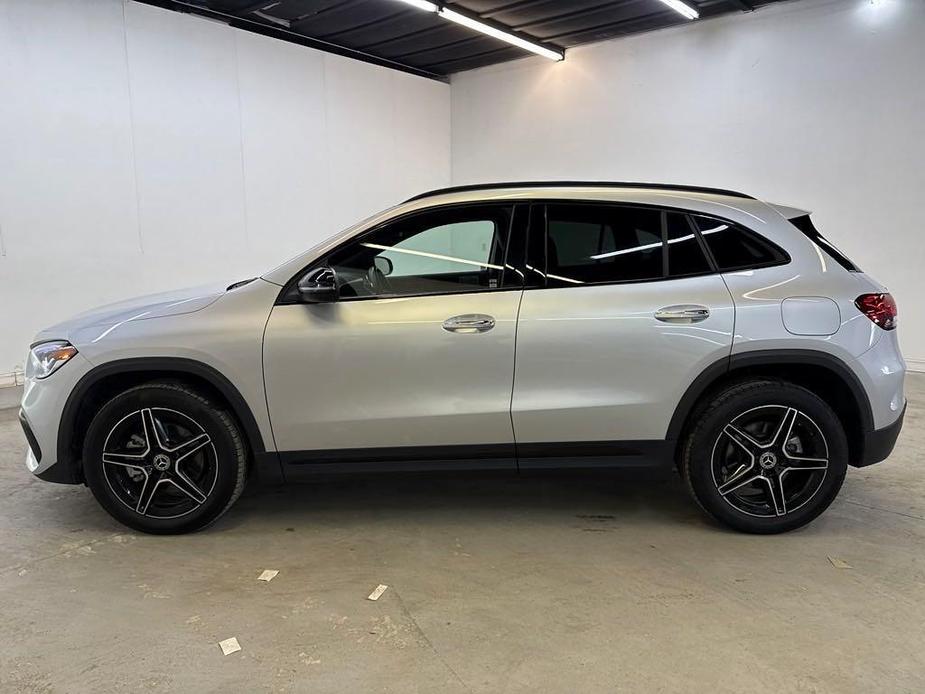 used 2022 Mercedes-Benz GLA 250 car, priced at $32,110