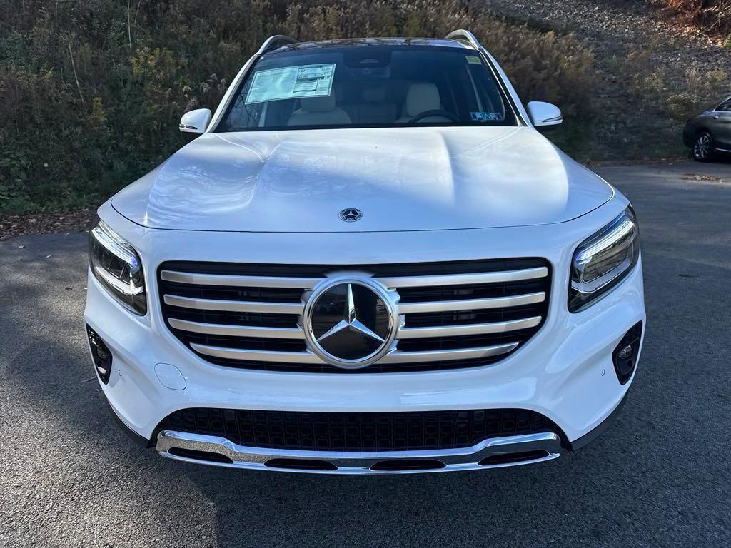 new 2025 Mercedes-Benz GLB 250 car, priced at $52,295