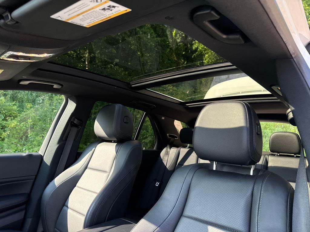 used 2021 Mercedes-Benz GLE 350 car, priced at $39,997