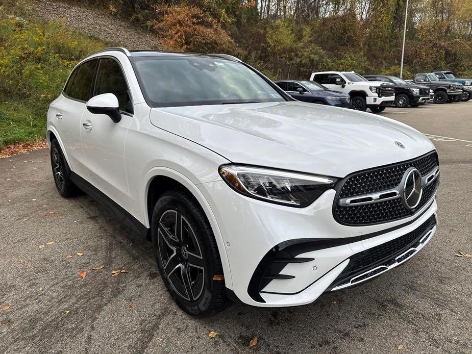 new 2025 Mercedes-Benz GLC 300 car, priced at $63,265