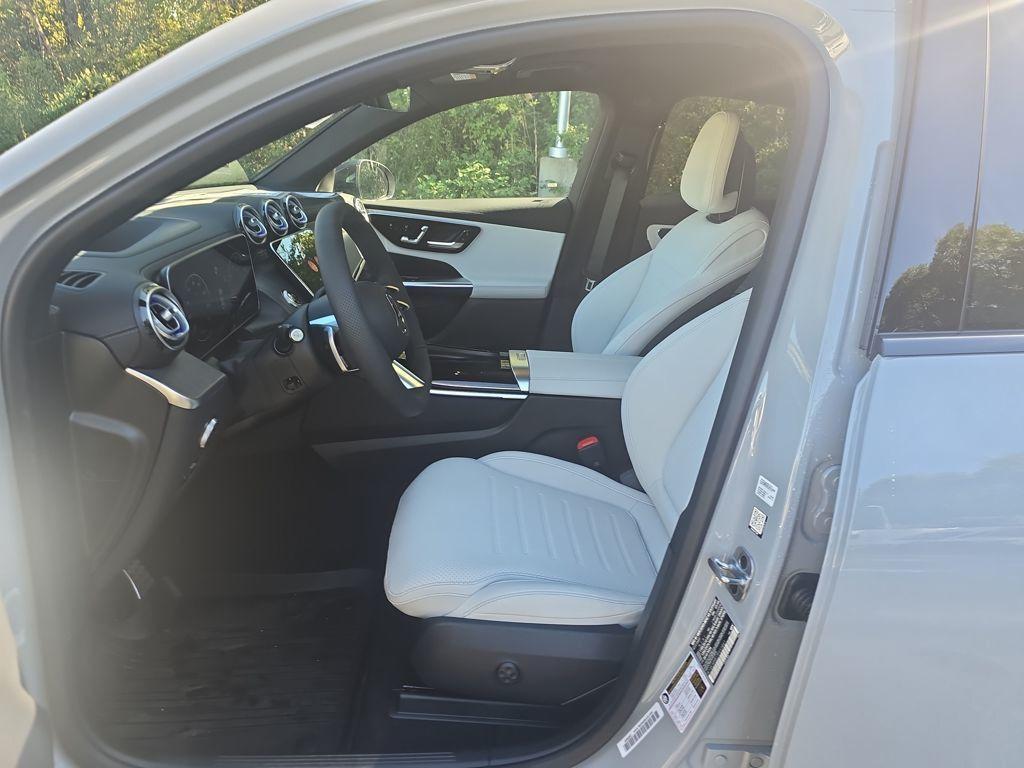 new 2026 Mercedes-Benz GLC 300 car, priced at $71,070