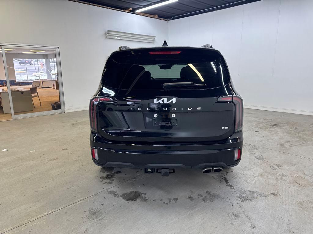 used 2024 Kia Telluride car, priced at $42,564