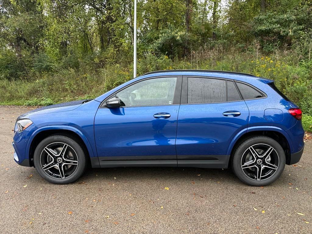 new 2025 Mercedes-Benz GLA 250 car, priced at $54,275