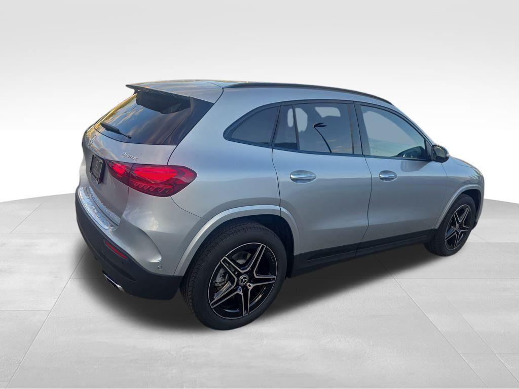new 2026 Mercedes-Benz GLA 250 car, priced at $55,345