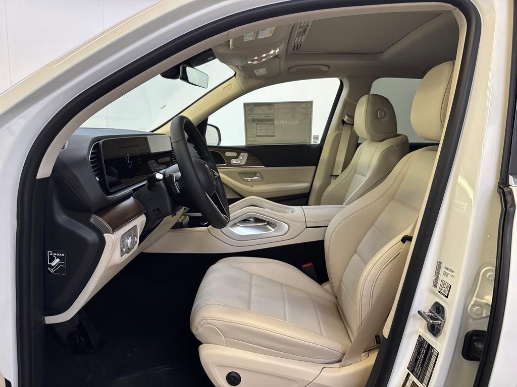 new 2025 Mercedes-Benz GLE 350 car, priced at $67,135