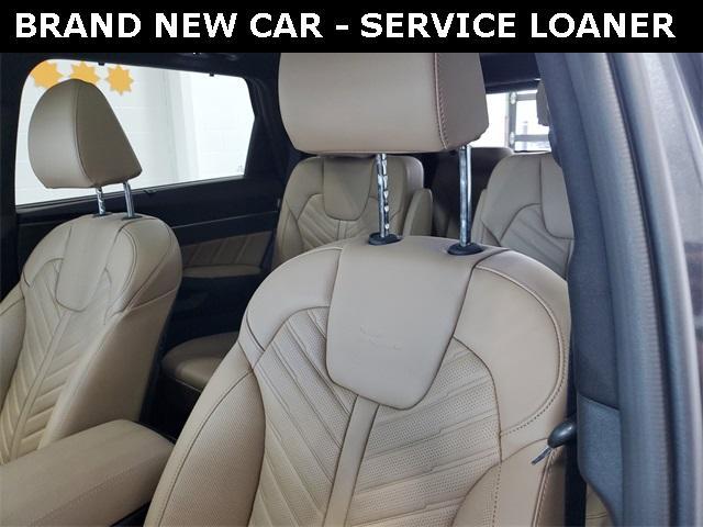 used 2024 Kia Sorento car, priced at $43,000