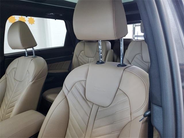 used 2024 Kia Sorento car, priced at $44,000