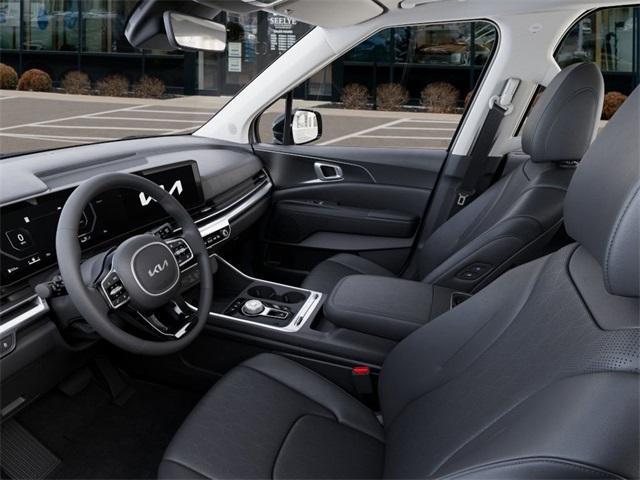 new 2025 Kia Carnival Hybrid car, priced at $46,302