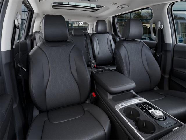 new 2025 Kia Carnival Hybrid car, priced at $46,302
