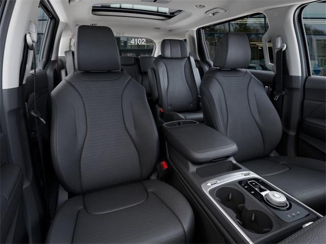 new 2025 Kia Carnival Hybrid car, priced at $53,600