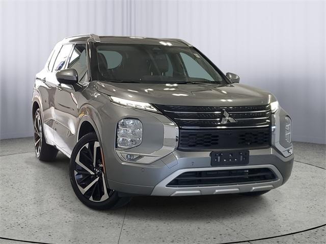used 2022 Mitsubishi Outlander car, priced at $18,800