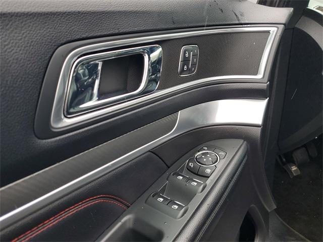 used 2016 Ford Explorer car