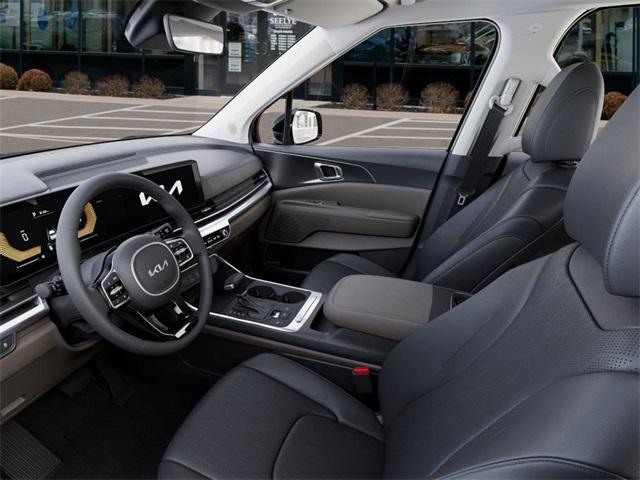 new 2025 Kia Carnival car, priced at $39,252