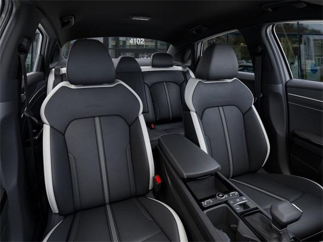 new 2025 Kia K5 car, priced at $30,395