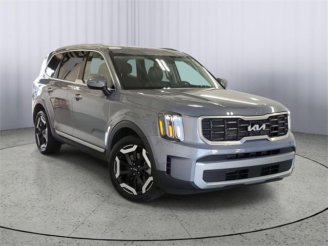 used 2024 Kia Telluride car, priced at $37,000