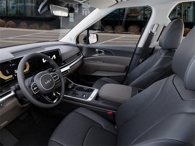 new 2025 Kia Carnival car, priced at $40,495