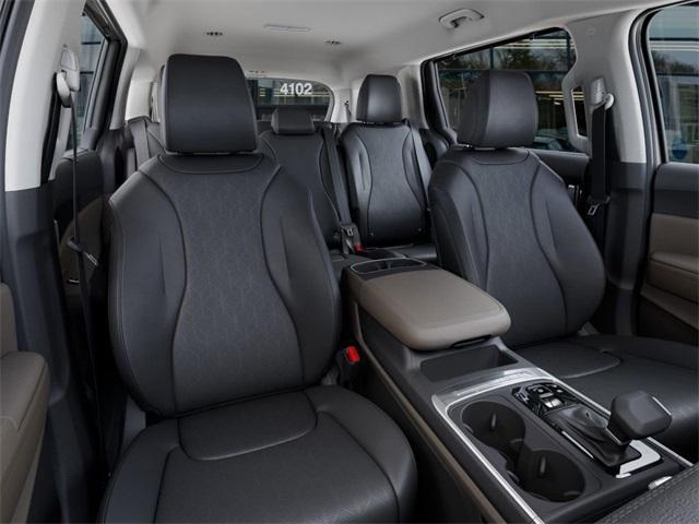 new 2025 Kia Carnival car, priced at $42,200