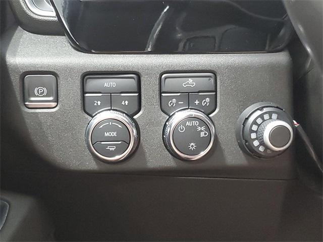 used 2022 GMC Sierra 1500 car, priced at $26,060