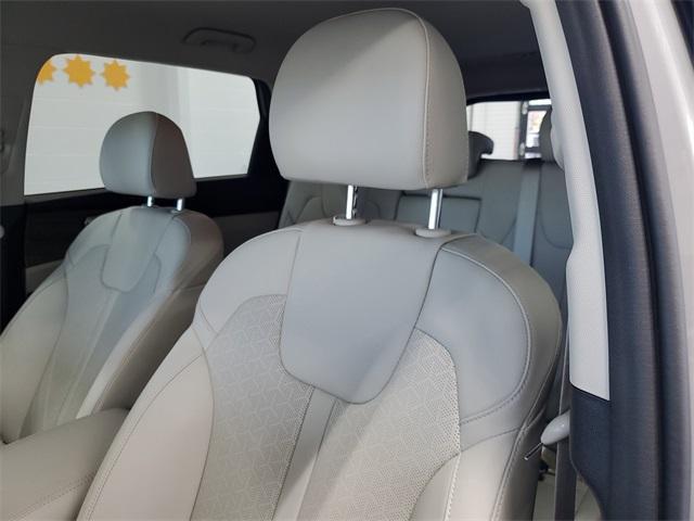 used 2022 Kia Sorento car, priced at $28,403