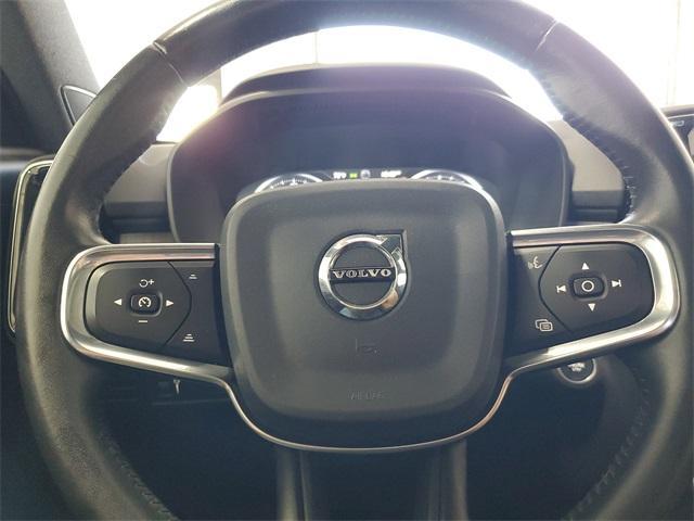 used 2020 Volvo XC40 car, priced at $21,125