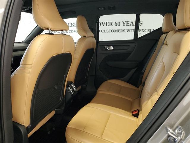 used 2020 Volvo XC40 car, priced at $21,125