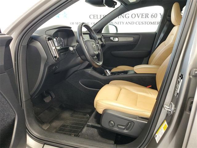 used 2020 Volvo XC40 car, priced at $21,125