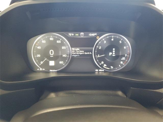 used 2020 Volvo XC40 car, priced at $21,125