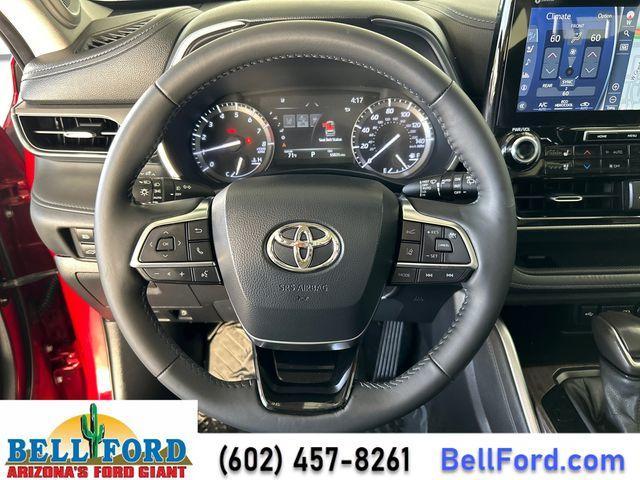 used 2021 Toyota Highlander car, priced at $33,988