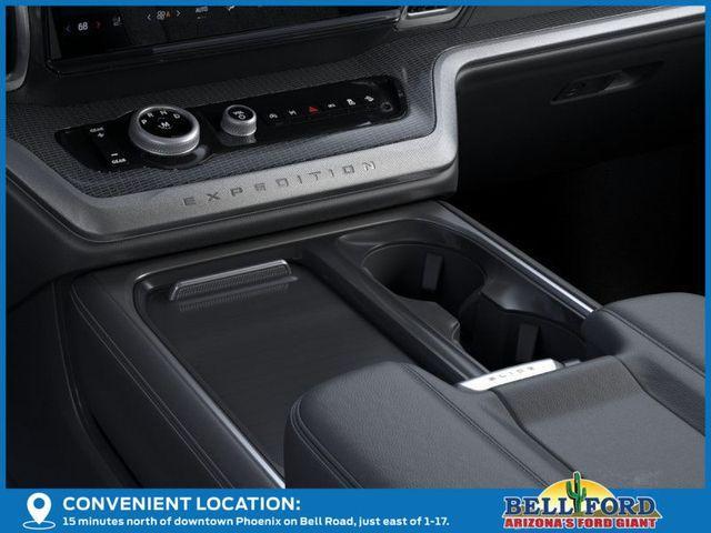 new 2025 Ford Expedition car, priced at $83,990