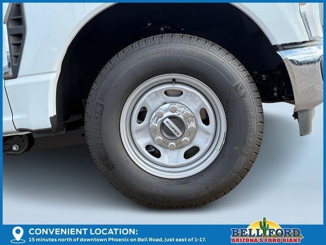 new 2025 Ford F-250 car, priced at $42,983