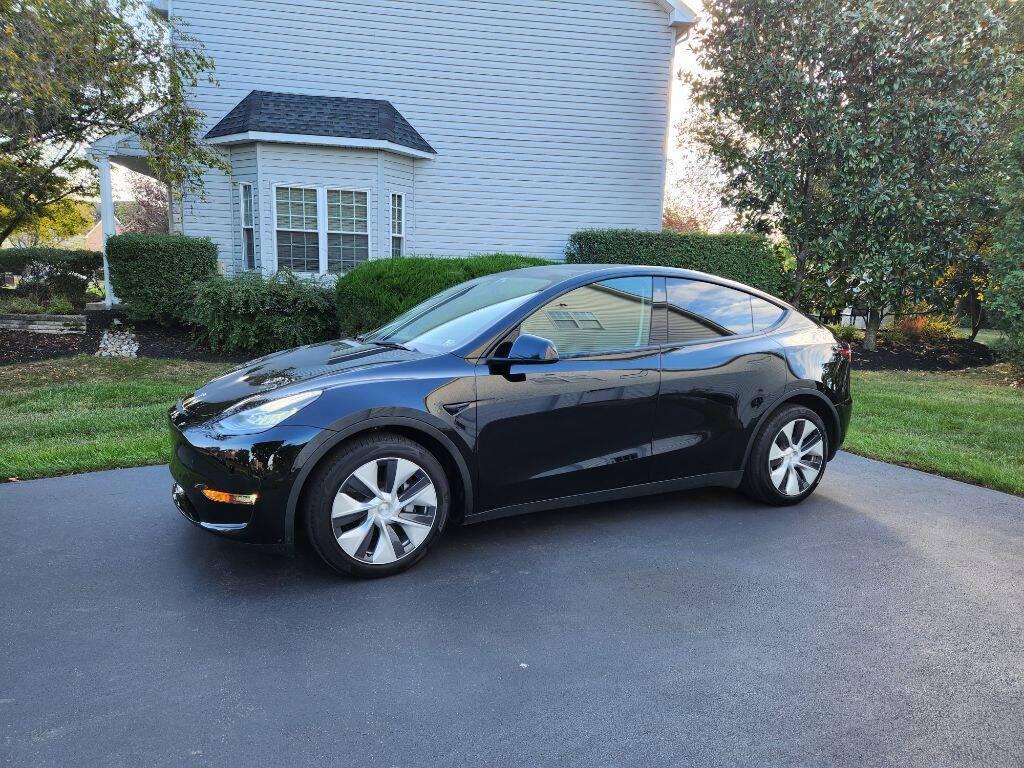 used 2021 Tesla Model Y car, priced at $27,900