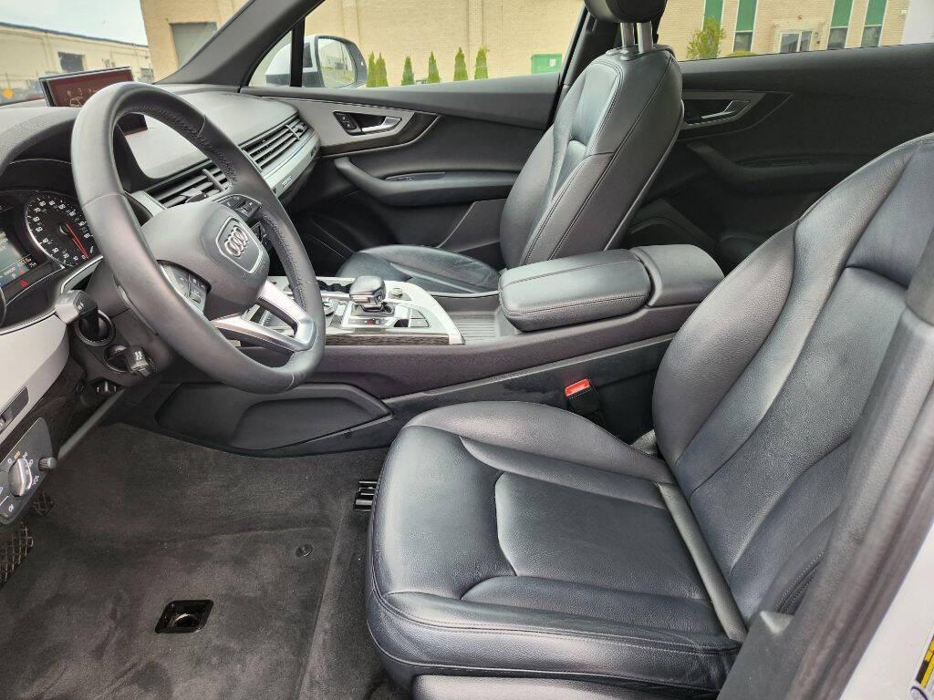 used 2019 Audi Q7 car, priced at $17,399