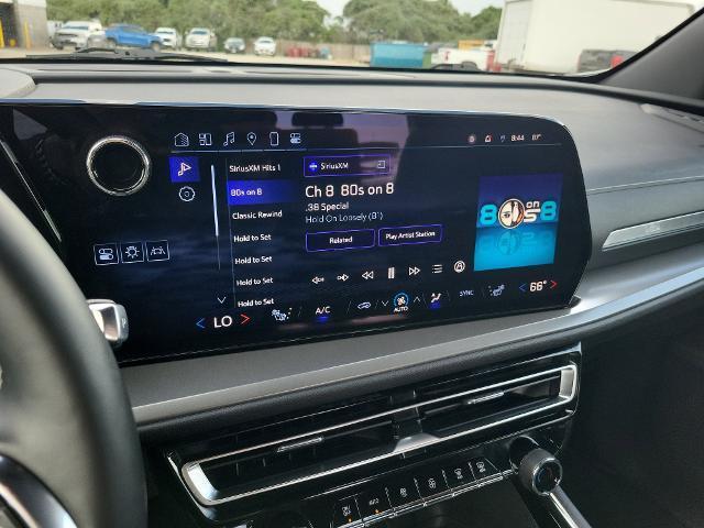 used 2024 Chevrolet Traverse car, priced at $38,995