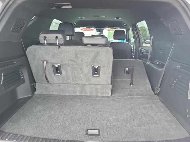 used 2024 Chevrolet Traverse car, priced at $38,995