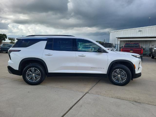 used 2024 Chevrolet Traverse car, priced at $38,995