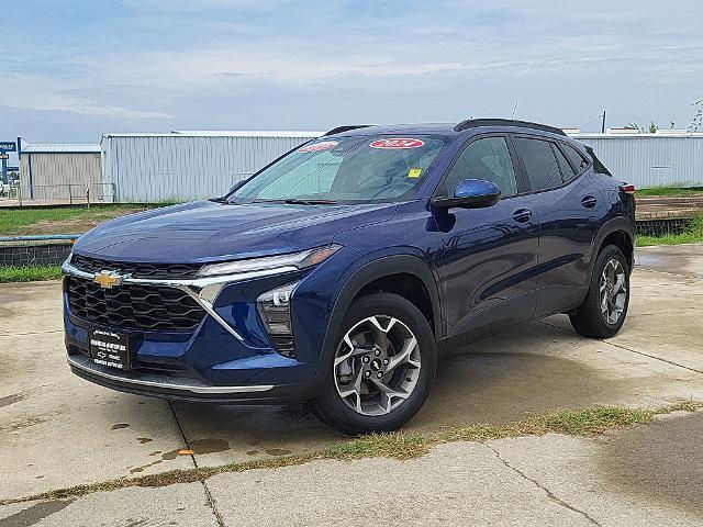 used 2024 Chevrolet Trax car, priced at $23,990