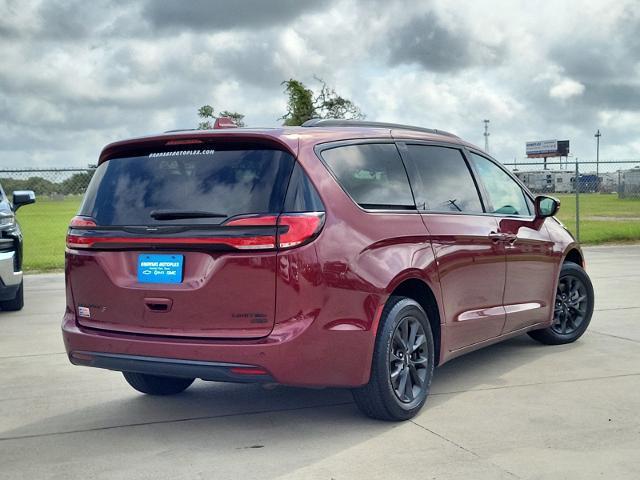 used 2021 Chrysler Pacifica car, priced at $38,990