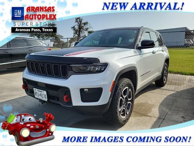 used 2022 Jeep Grand Cherokee car, priced at $38,995