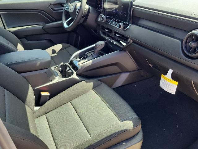 new 2025 Chevrolet Colorado car, priced at $35,680