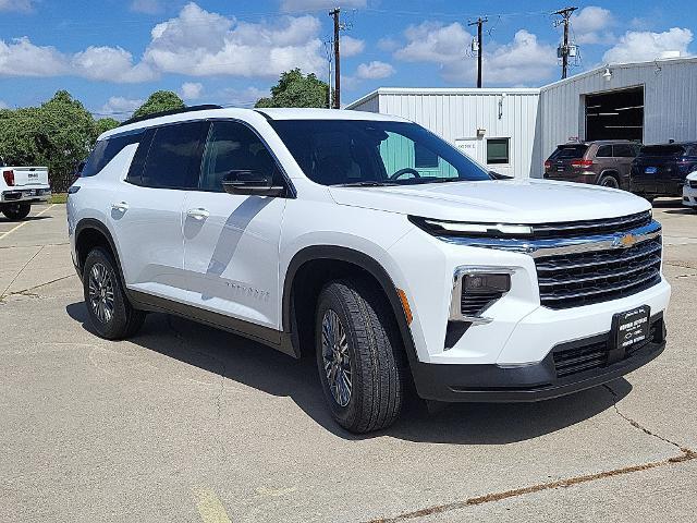 new 2026 Chevrolet Traverse car, priced at $42,994