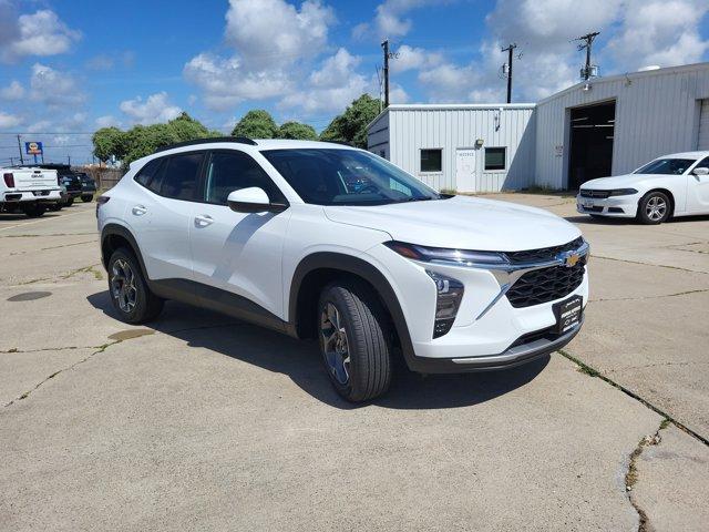 new 2025 Chevrolet Trax car, priced at $24,690