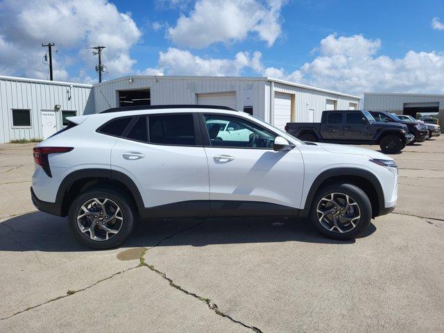 new 2025 Chevrolet Trax car, priced at $24,690